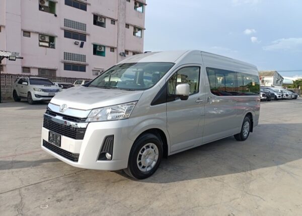 2024 TOYOTA COMMUTER - Image 17