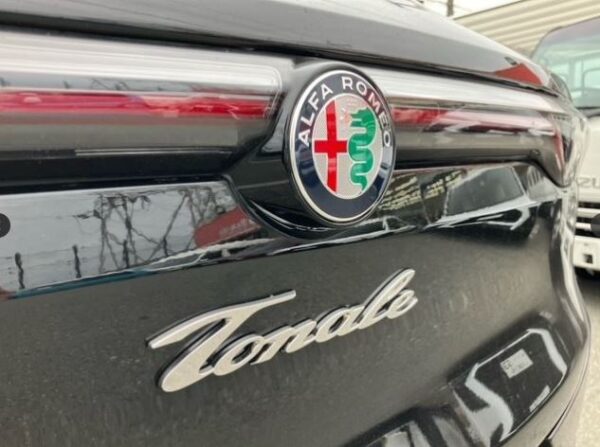 Alfa Romeo Tonale Veloce 2023 - Image 16