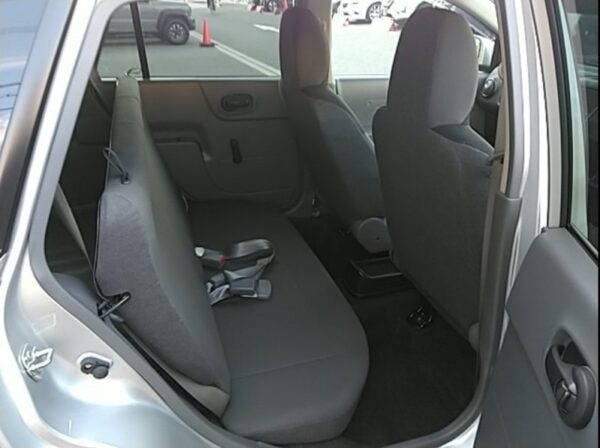 Nissan Advan 2022 Gasoline - Image 12