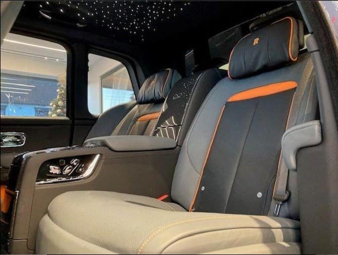 Rolls-Royce Cullinan Black Badge 2023 - Image 15