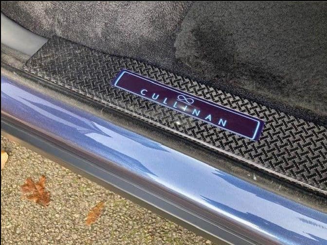 Rolls-Royce Cullinan Black Badge 2023 - Image 19