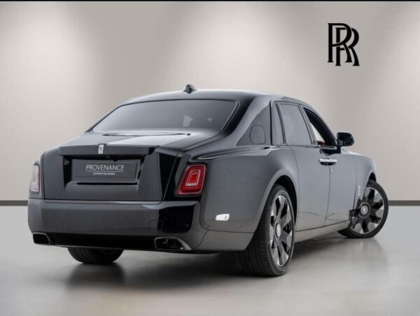 Rolls-Royce Phantom 2022 - Image 3