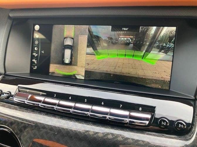 Rolls-Royce Cullinan Black Badge 2023 - Image 25