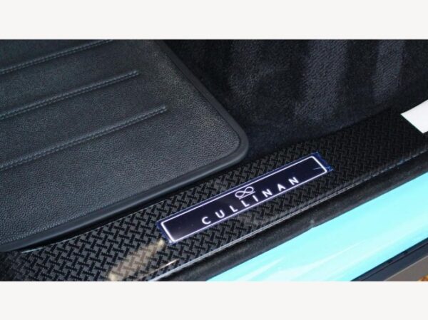 Rolls-Royce Cullinan Sky Blue 2023 - Image 4
