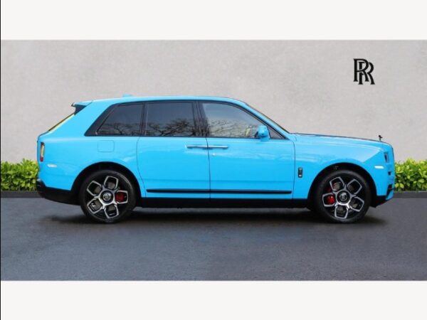 Rolls-Royce Cullinan Sky Blue 2023 - Image 5