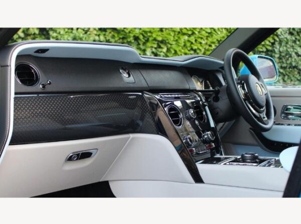 Rolls-Royce Cullinan Sky Blue 2023 - Image 6