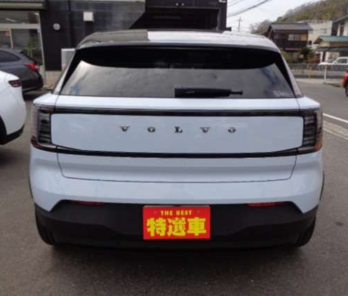 2024 Volvo EX30 Ultra Extended Range EV Brand New - Image 9