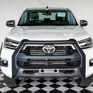 2025 Toyota Hilux 4WD 2.8L Double Cab – White