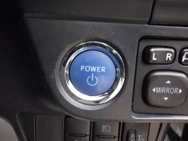 TOYOTA FIELDER 2020 HYBRID WHITE - Image 5
