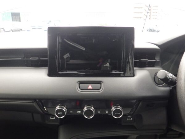 HONDA VEZEL HYBRID 2023 - Image 9