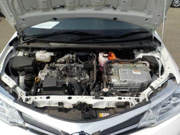 Toyota Fielder 2020 Hybrid - Image 12