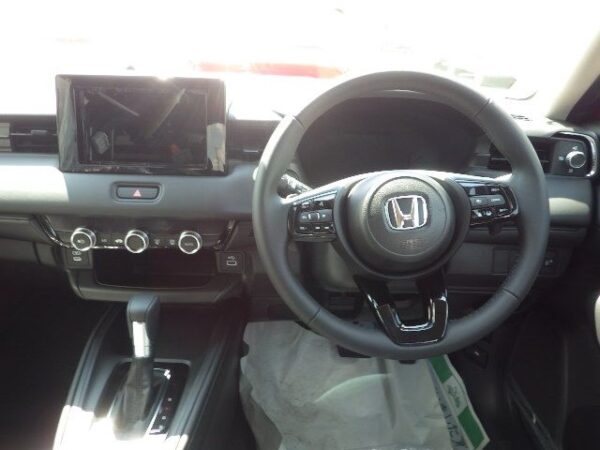 Honda X Red Vezel  (Stock ID: 5340) - Image 11