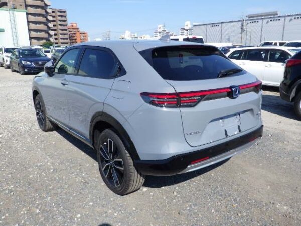 Honda Grey Vezel Z Package Facelift 2024 (Stock ID: 5303) - Image 18