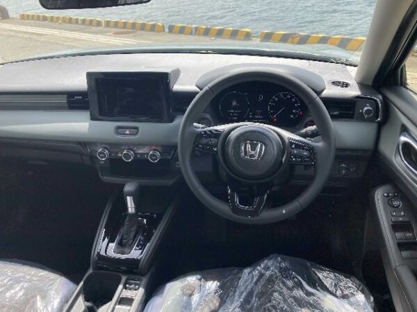 Honda Vezel 2024 X Hunt Green (2024  Stock ID: 5339) - Image 7