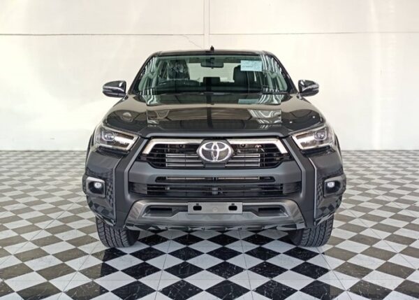2024 TOYOTA DOUBLE CAB 4x2 - Image 16