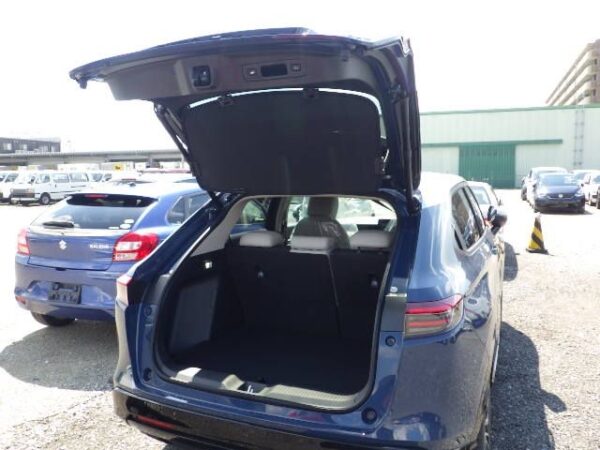 Honda Blue Z Play Vezel 2024 brand new facelift(Stock ID: 5343) - Image 2