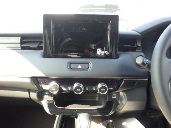 Honda Green Z Vezel(Stock ID: 5359) - Image 8