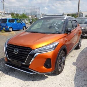 NISSAN Kicks Orange 2 Tone 2021(Stock ID: 5354)
