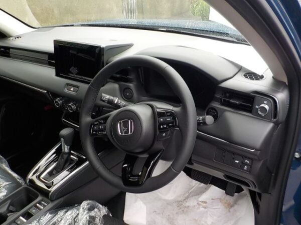 Honda Blue Z Vezel Facelift 2024 brand new - Image 4