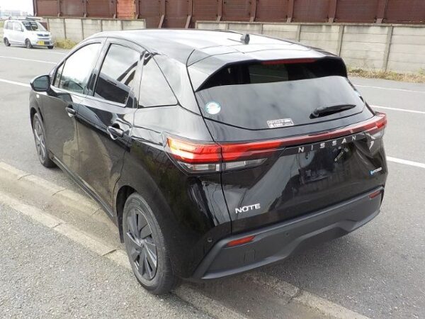 Nissan Black Note 2021 2WD - Image 10