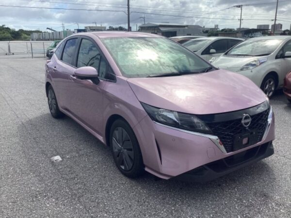Nissan Pink Note 2022 2wd Hybrid - Image 12