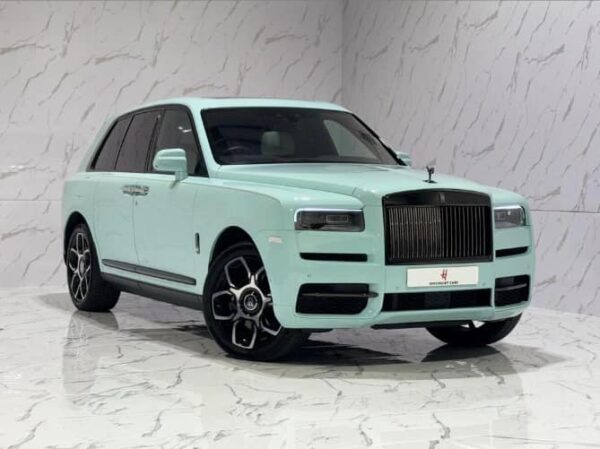 Rolls-Royce Cullinan Black Badge 2023 - Image 6