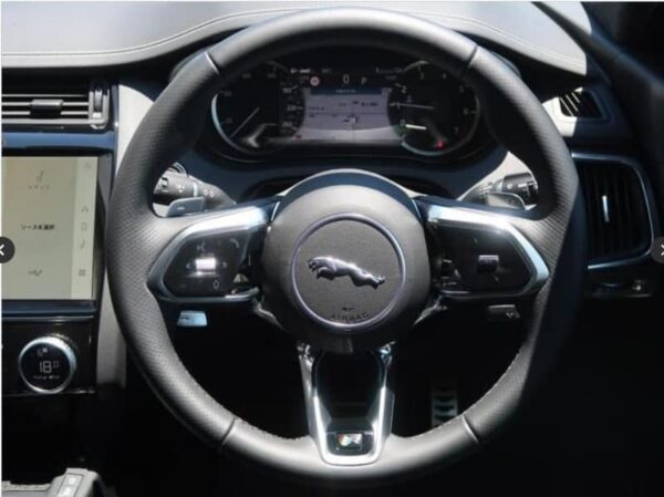 Jaguar e pace 2023 1500cc Hybrid 3k Mileage only - Image 3
