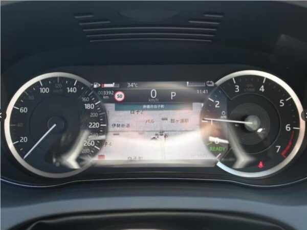 Jaguar e pace 2023 1500cc Hybrid 3k Mileage only - Image 2