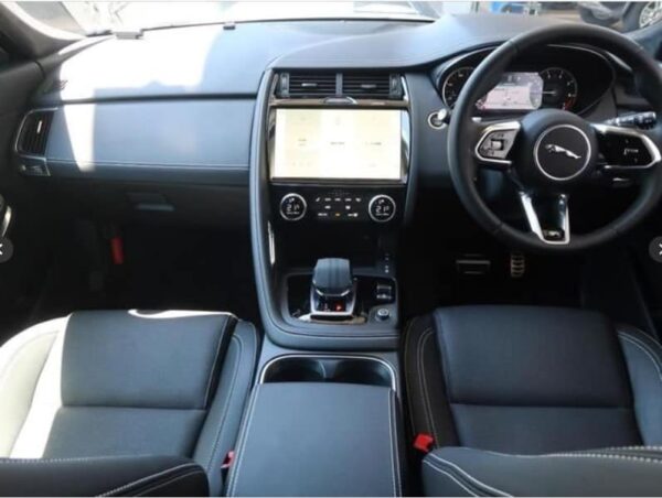 Jaguar e pace 2023 1500cc Hybrid 3k Mileage only - Image 13