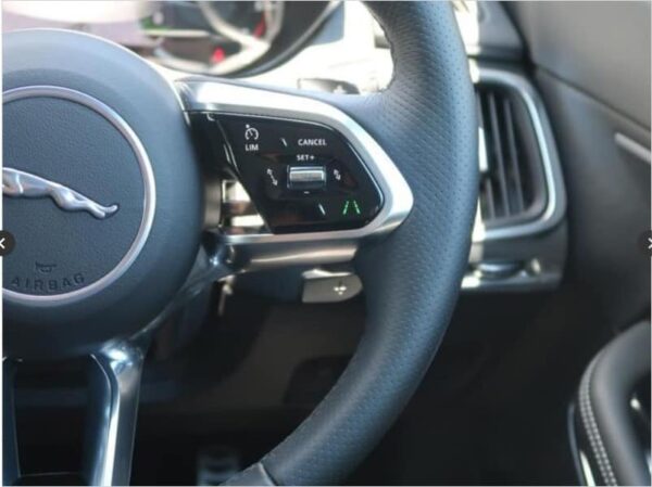 Jaguar e pace 2023 1500cc Hybrid 3k Mileage only - Image 10