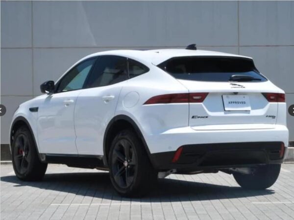 Jaguar e pace 2023 1500cc Hybrid 3k Mileage only - Image 6