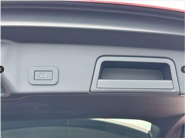 Range Rover Evoque 2023 - Image 22