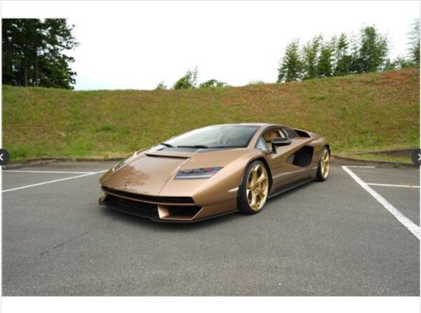 Lamborghini Countach LPI800 2022 - Image 6