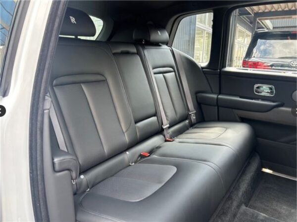 Rolls-Royce Cullinan Grace White 2024 - Image 13