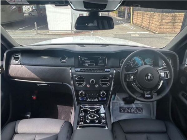 Rolls-Royce Cullinan Grace White 2024 - Image 22