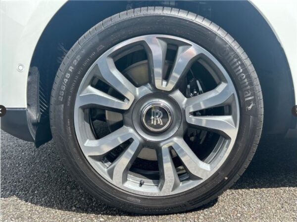Rolls-Royce Cullinan Grace White 2024 - Image 30