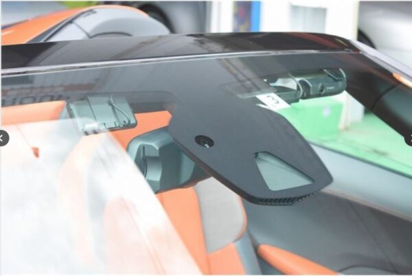 BMW i8 Roadster 2021 - Image 11