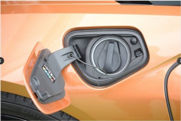 BMW i8 Roadster 2021 - Image 12