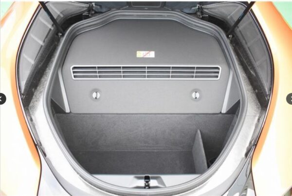 BMW i8 Roadster 2021 - Image 15