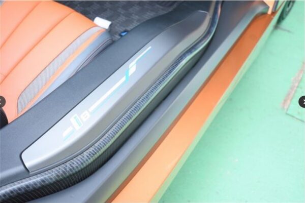 BMW i8 Roadster 2021 - Image 24