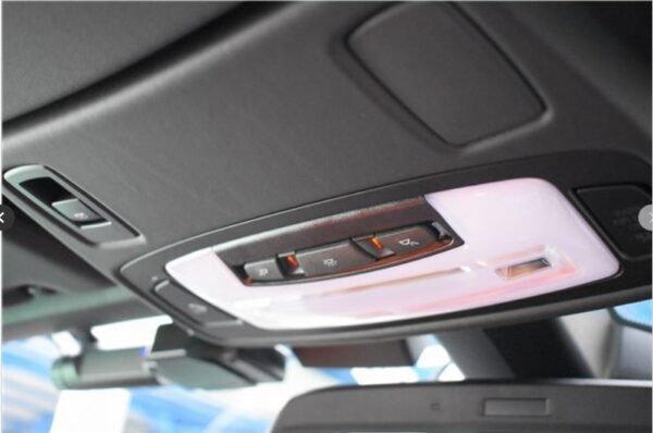 BMW i8 Roadster 2021 - Image 33