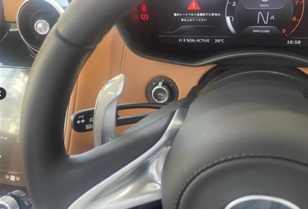 McLaren GT Luxe Grade 2023 - Image 12