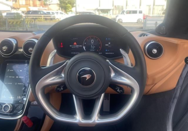 McLaren GT Luxe Grade 2023 - Image 18