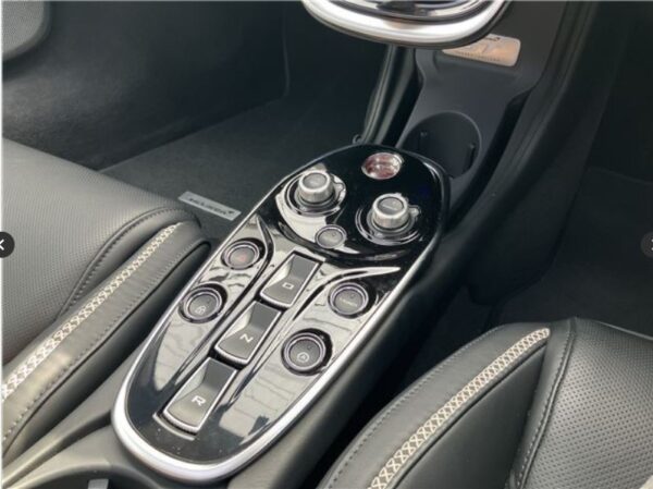 McLaren GT Luxe White 2023 - Image 23