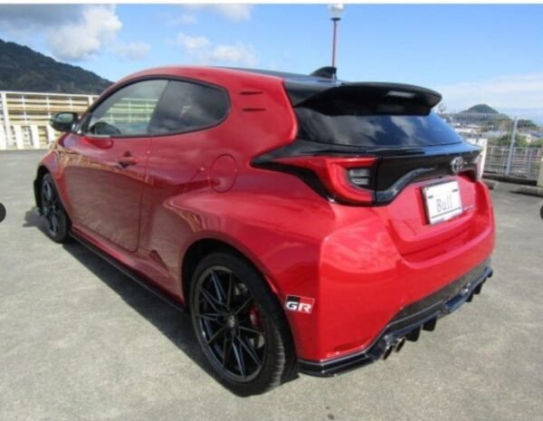 Toyota GR Yaris 2023 - Image 5