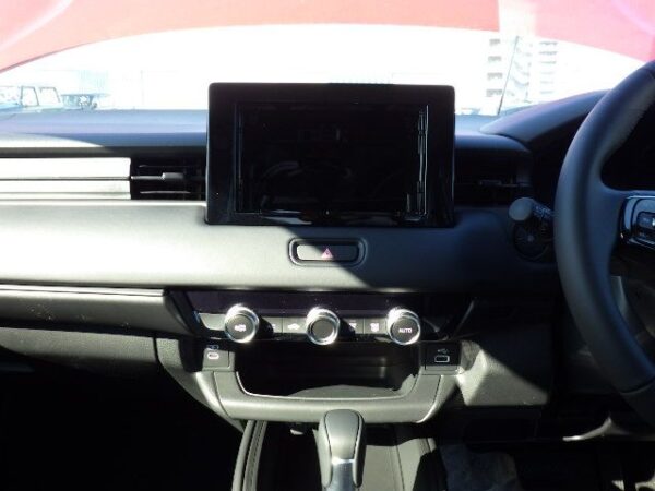 Brand New Honda Vezel X 2025 - Image 11