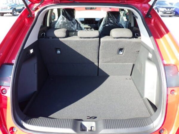 Brand New Honda Vezel X 2025 - Image 16