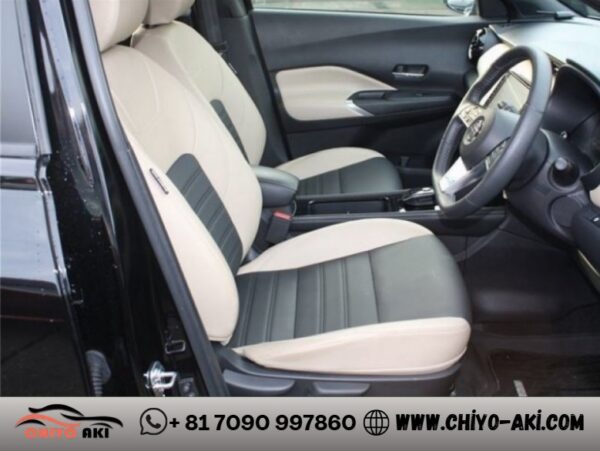 Nissan Kicks New Shape X Two Tone Interior 2023 - Image 6
