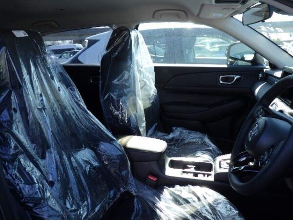 Brand New Honda Vezel X 2025 Grey - Image 6