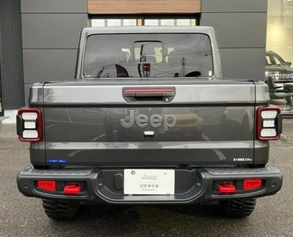 2023 JEEP GLADIATOR – 3.6L V6 PETROL - Image 6